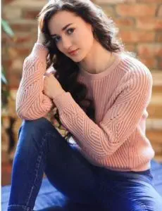 Elite escort service in Pati for home and hotel visits